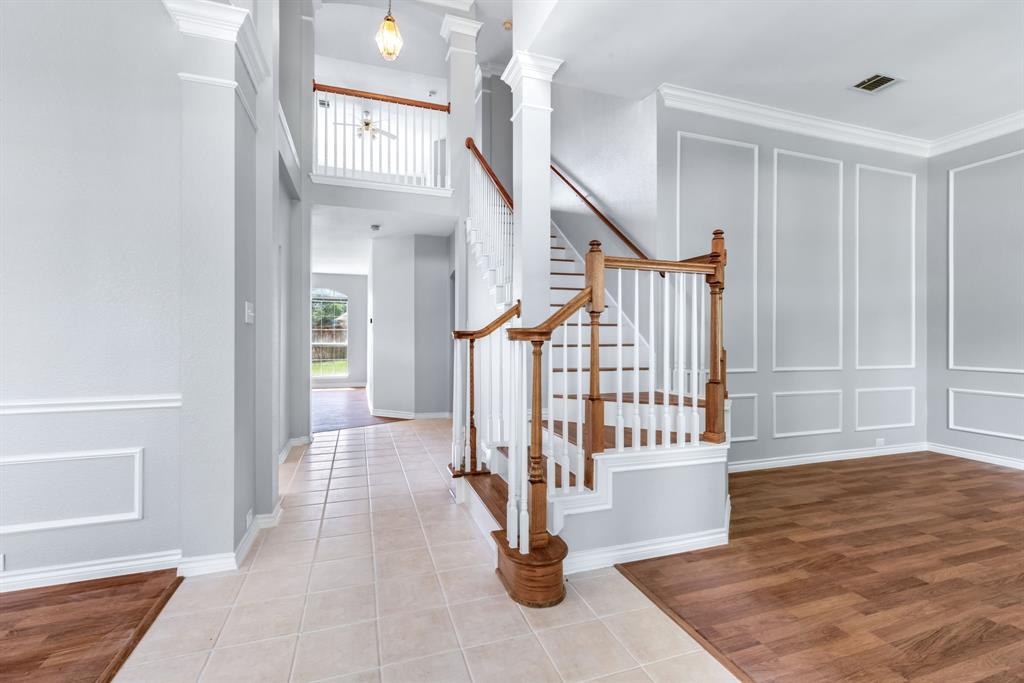 1404 Honey Locust Drive