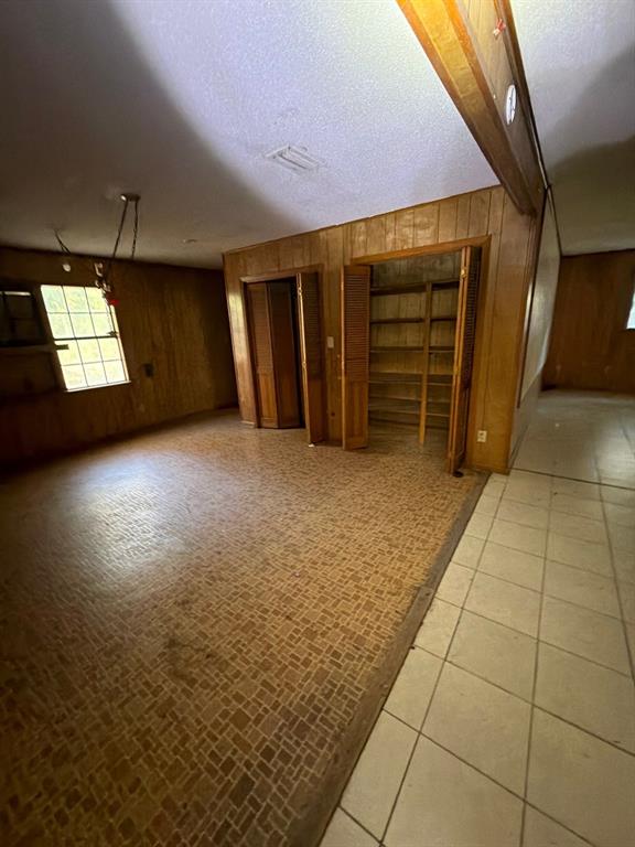 105 Circle Drive