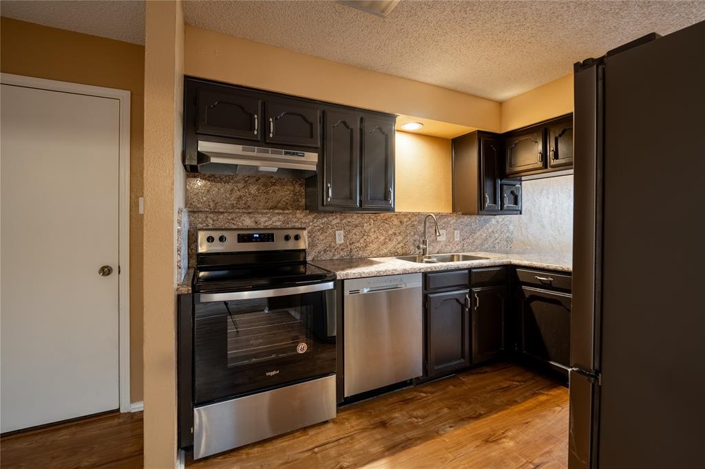 Glen Garden Court Add - Residential