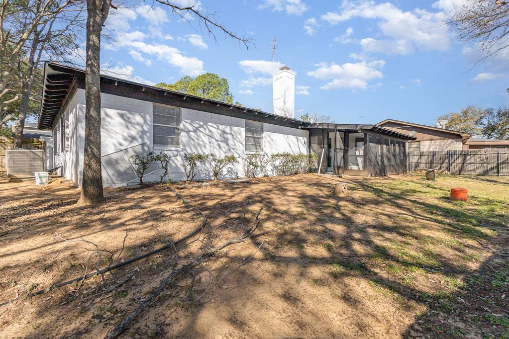 Lucas Estates Add - Residential Lease