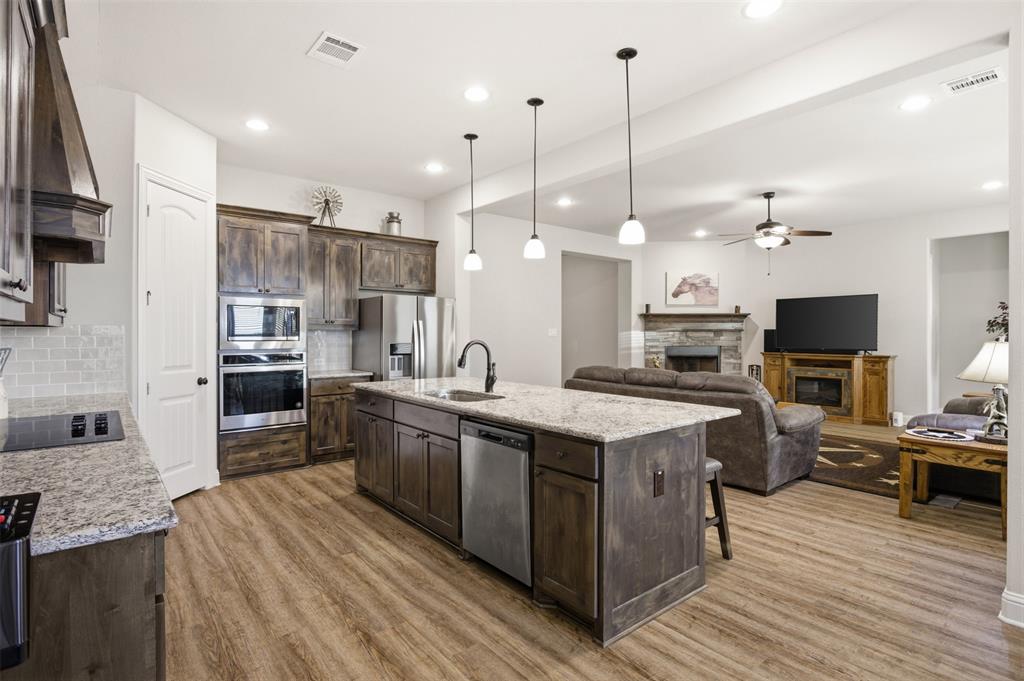 Pioneer Point Ph 5 6 - Residential