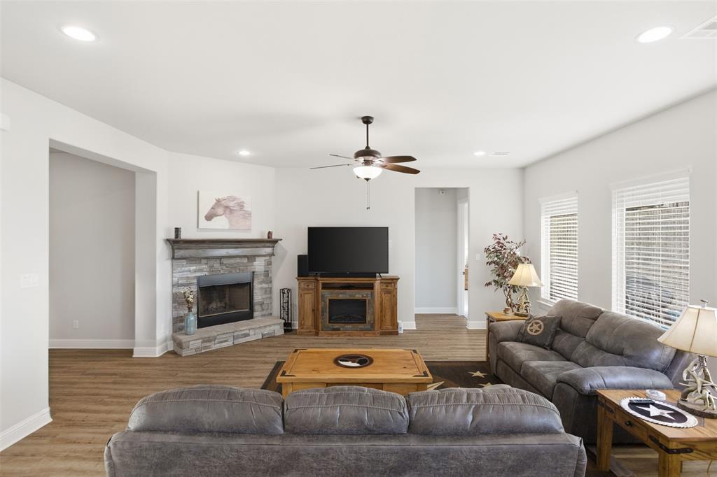 Pioneer Point Ph 5 6 - Residential