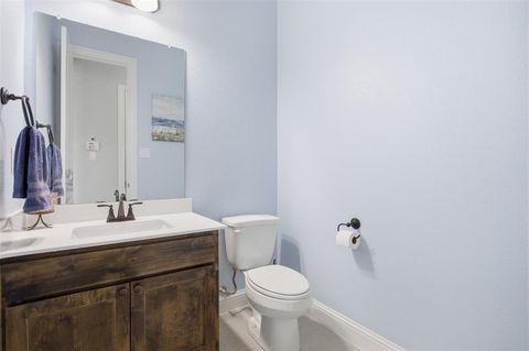 Tiny photo for 421 Evening Fire Drive, Waxahachie, TX 75167 (MLS # 21197108)