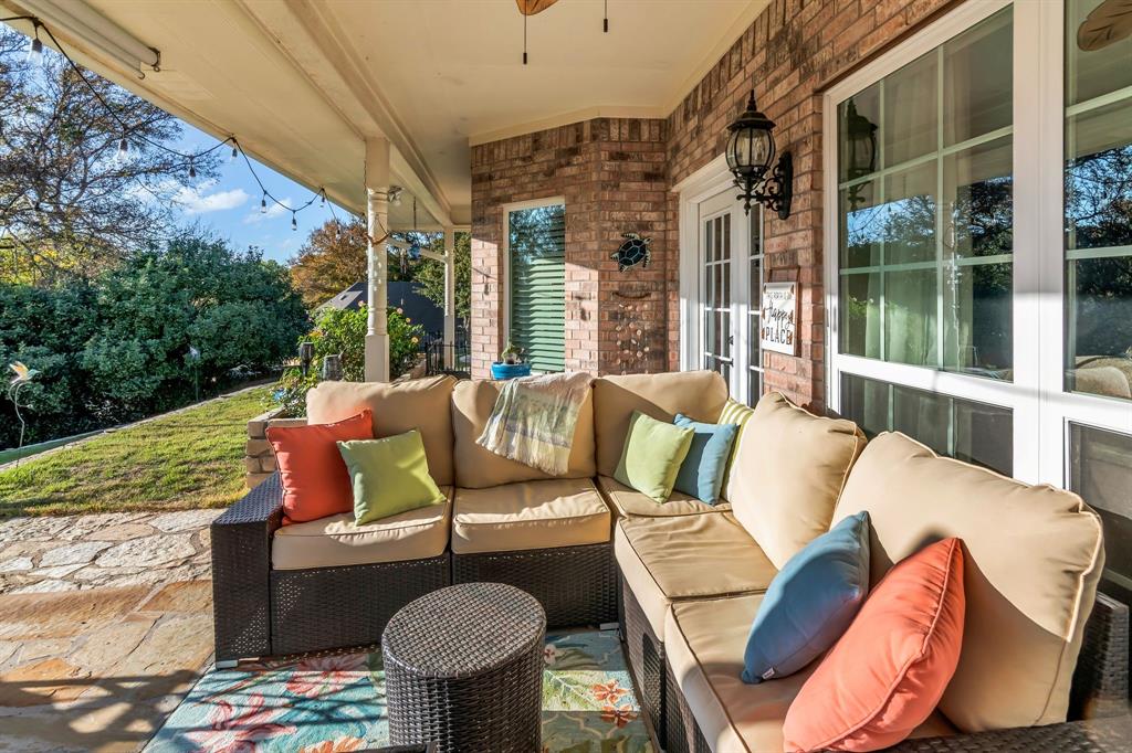 Decordova Bend Estate - Residential