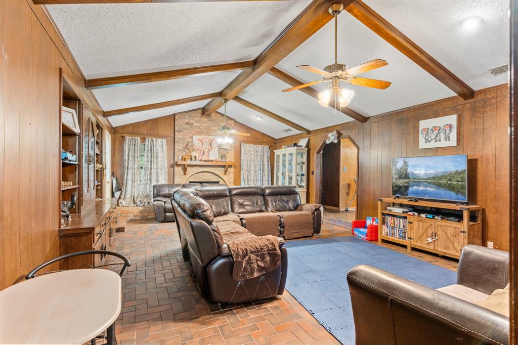 Ocampo C - Residential