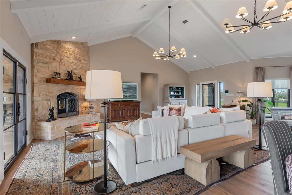 Blue Sky Estate - Farm