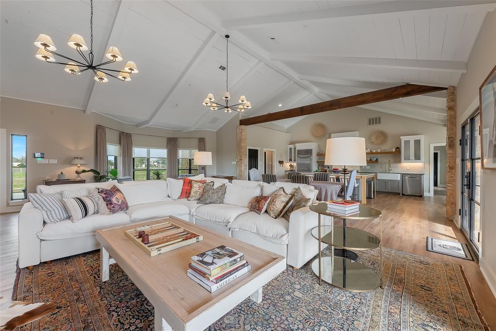 Blue Sky Estate - Farm