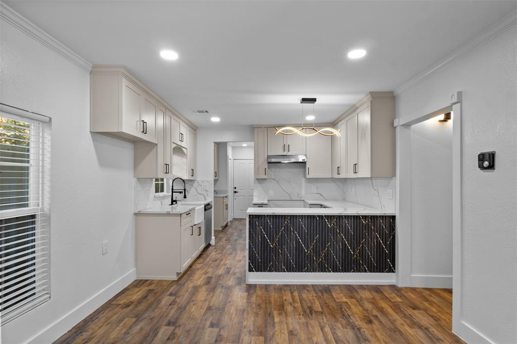 Terrace Home - Residential