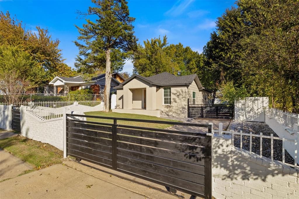 922 S Windomere Avenue