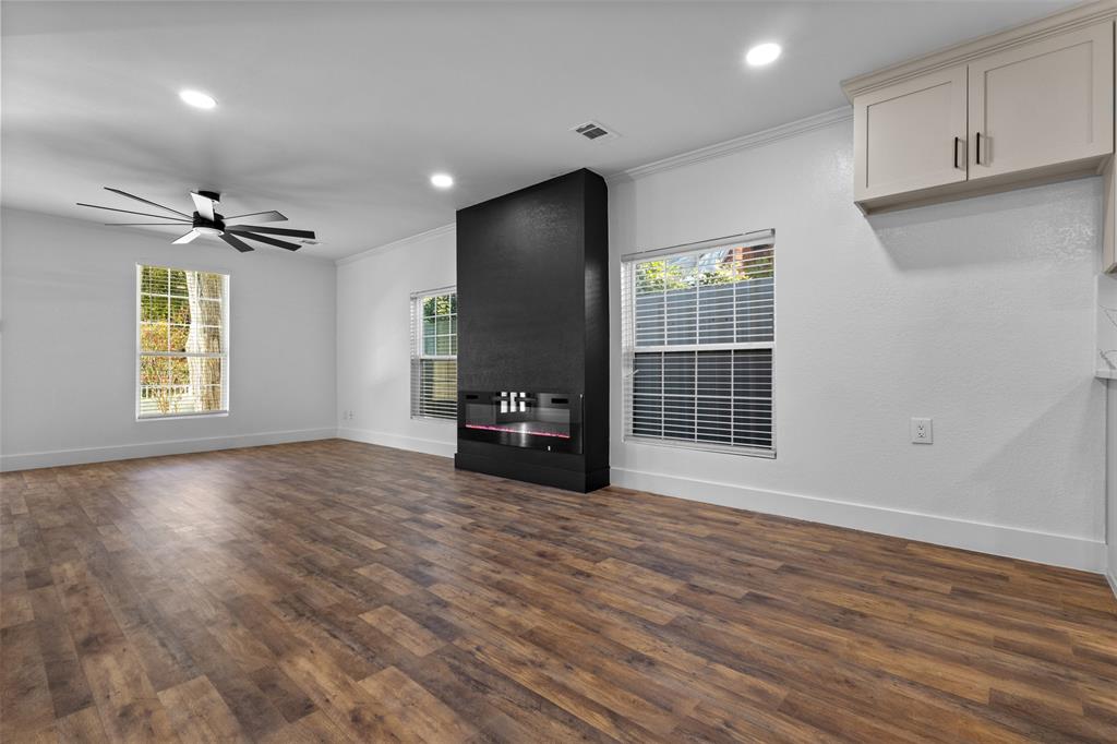 Terrace Home - Residential