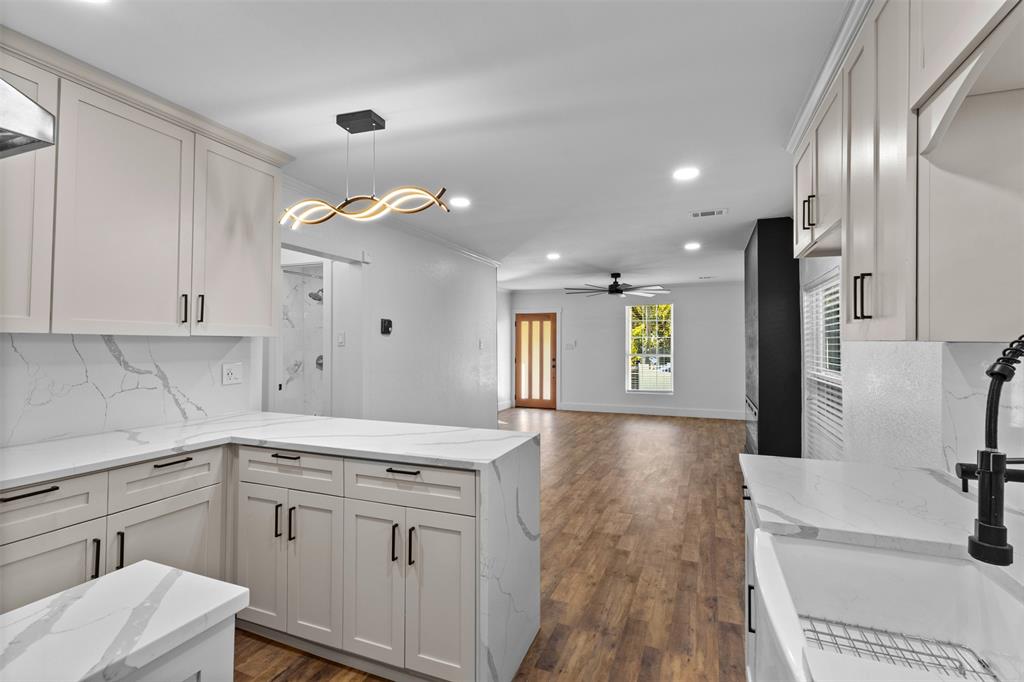 922 S Windomere Avenue