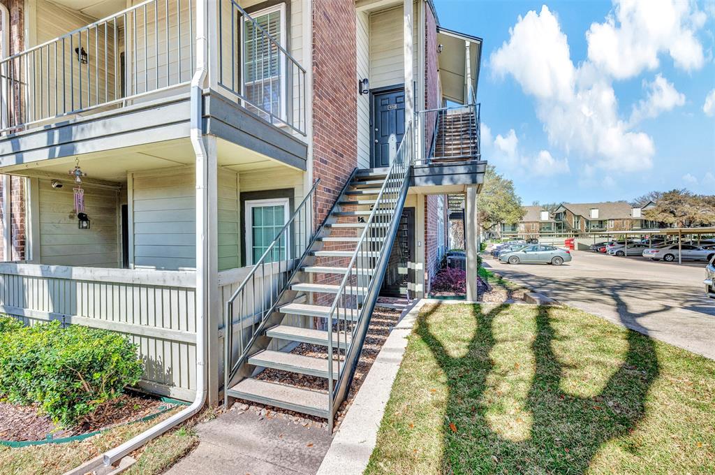 5981 Arapaho Road 402