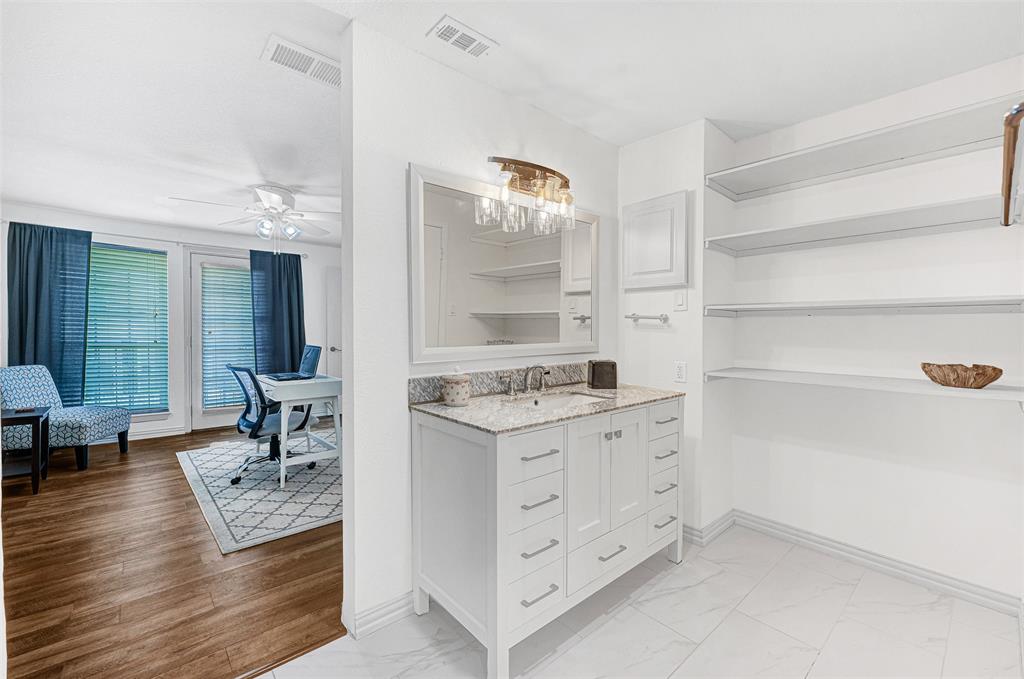 Woodhaven Condo - Residential