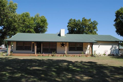 908 N Austin Comanche TX 76442