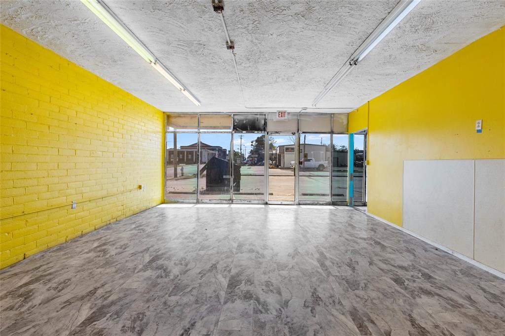 Orig Town Of Greenville - Commercial Sale