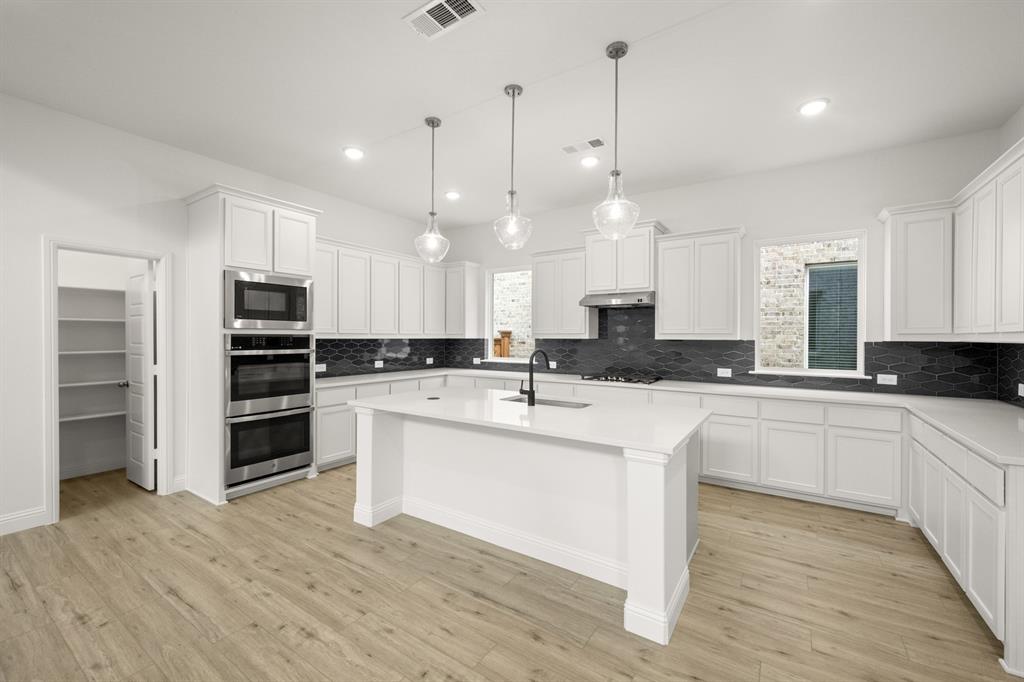 Creekview Meadows - Residential