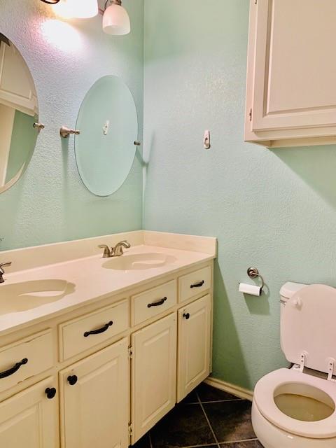 VILLAGE OF INDIAN CREEK PH2 - Residential