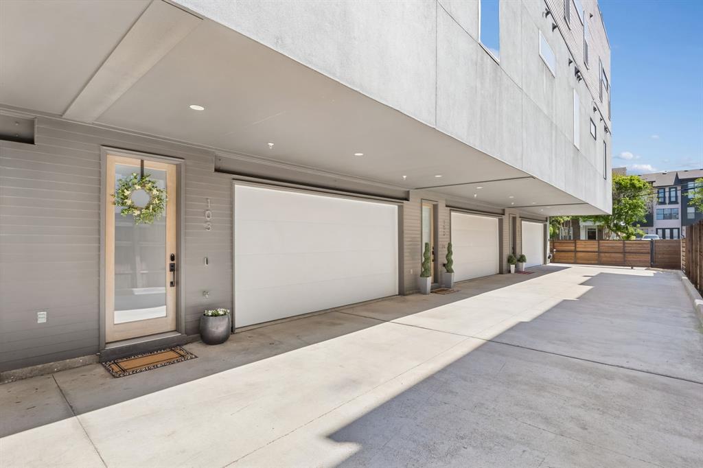 1865 Summit Avenue 103