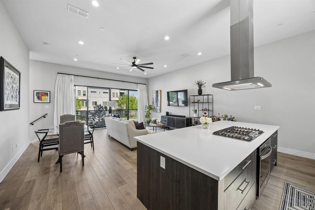 1865 Summit Avenue 103