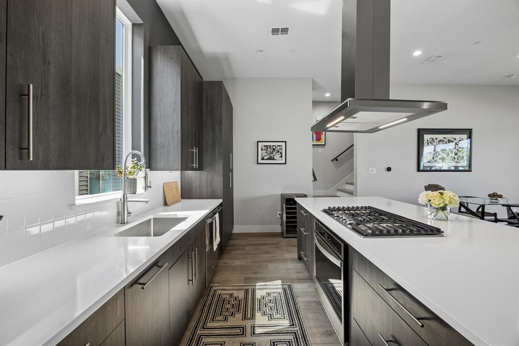 1865 Summit Avenue 103
