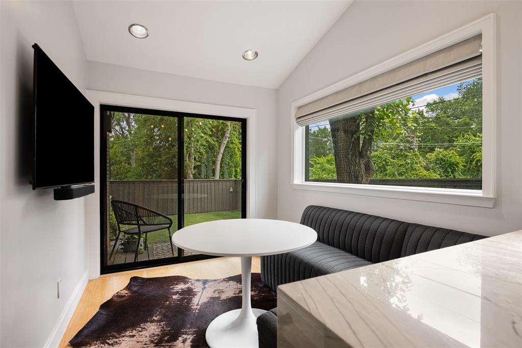 White Rock North Add 9th Instl - Residential