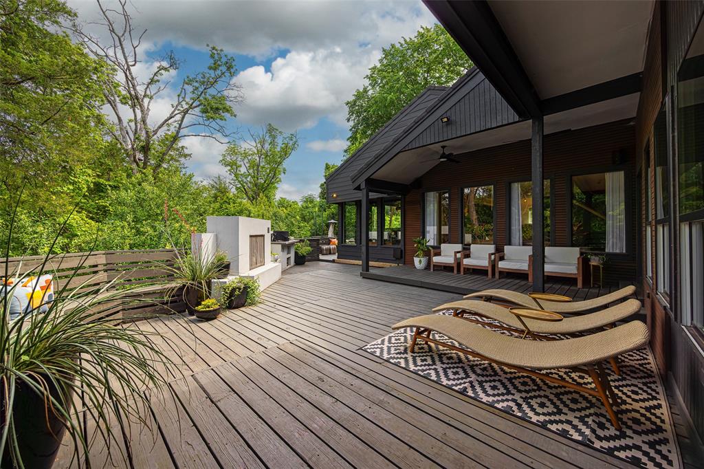 White Rock North Add 9th Instl - Residential