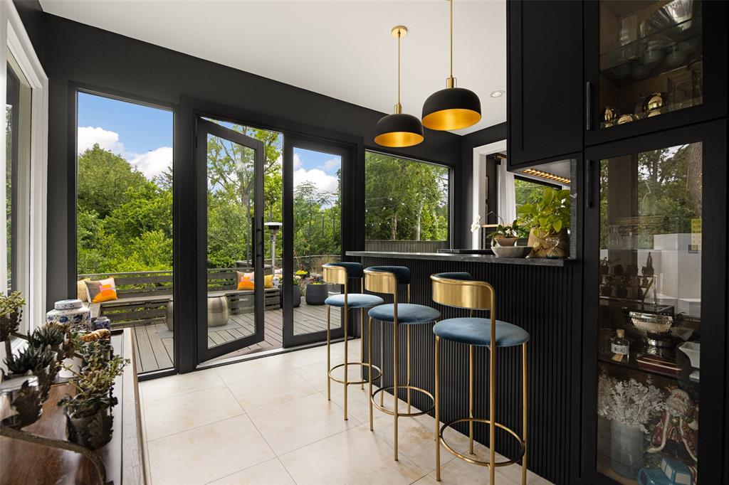 White Rock North Add 9th Instl - Residential