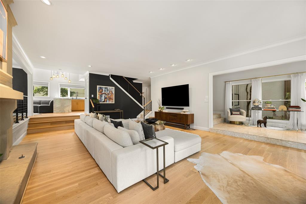 White Rock North Add 9th Instl - Residential