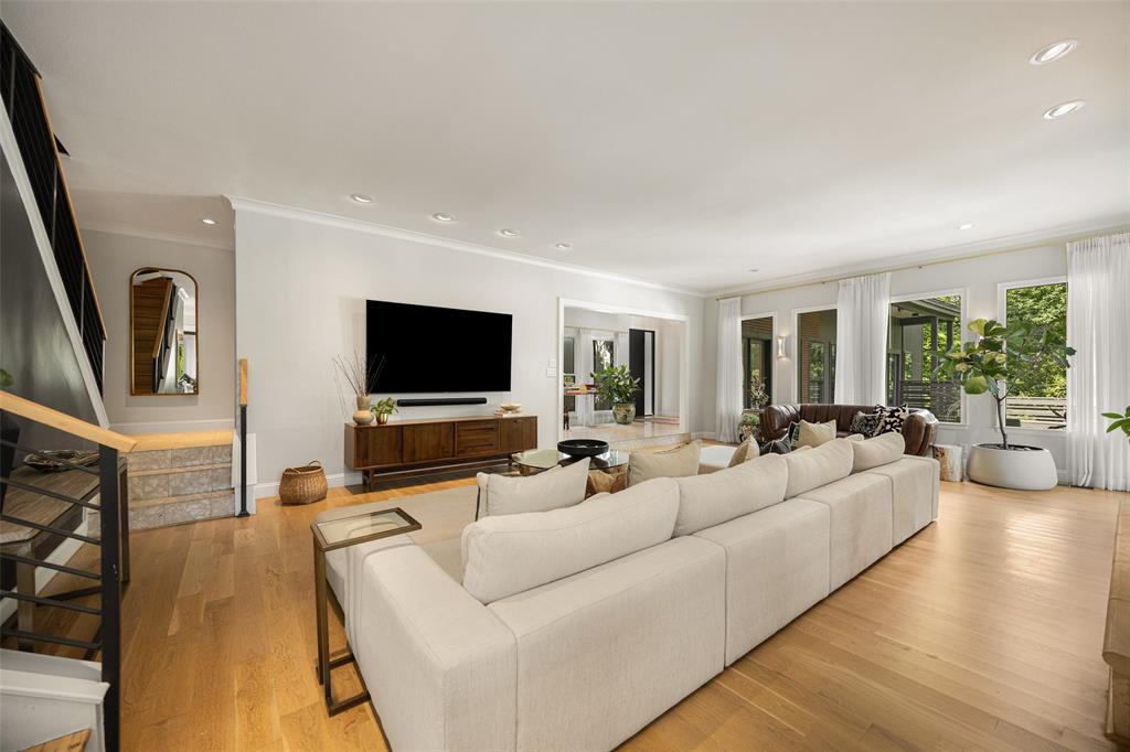 White Rock North Add 9th Instl - Residential