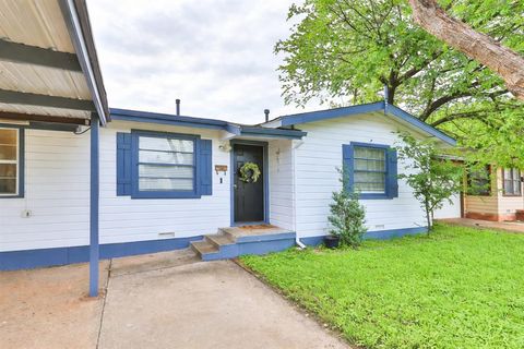 1217 S La Salle Abilene TX 79605