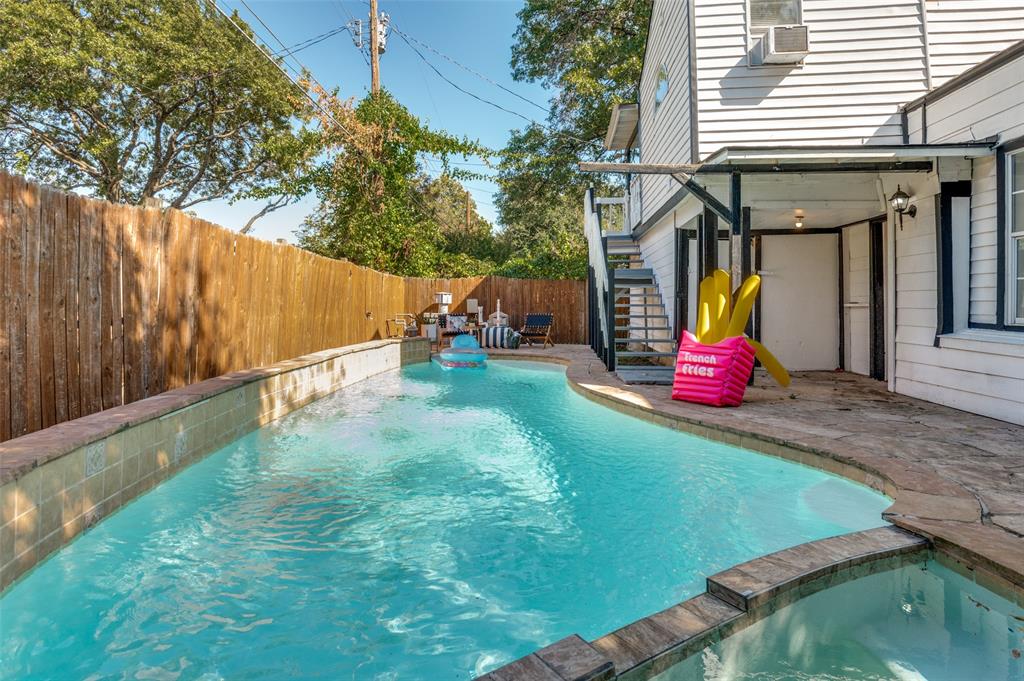 Kessler Plaza - Residential