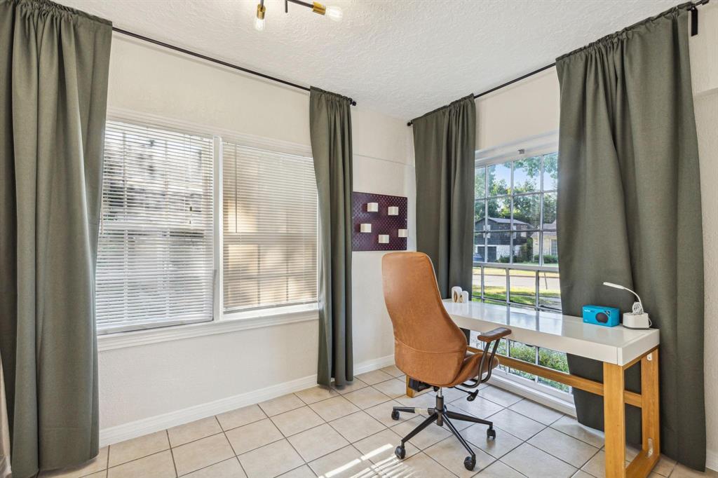 Kessler Plaza - Residential