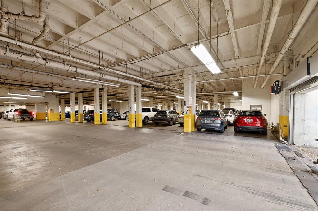 Preston Tower Condominium - Residential