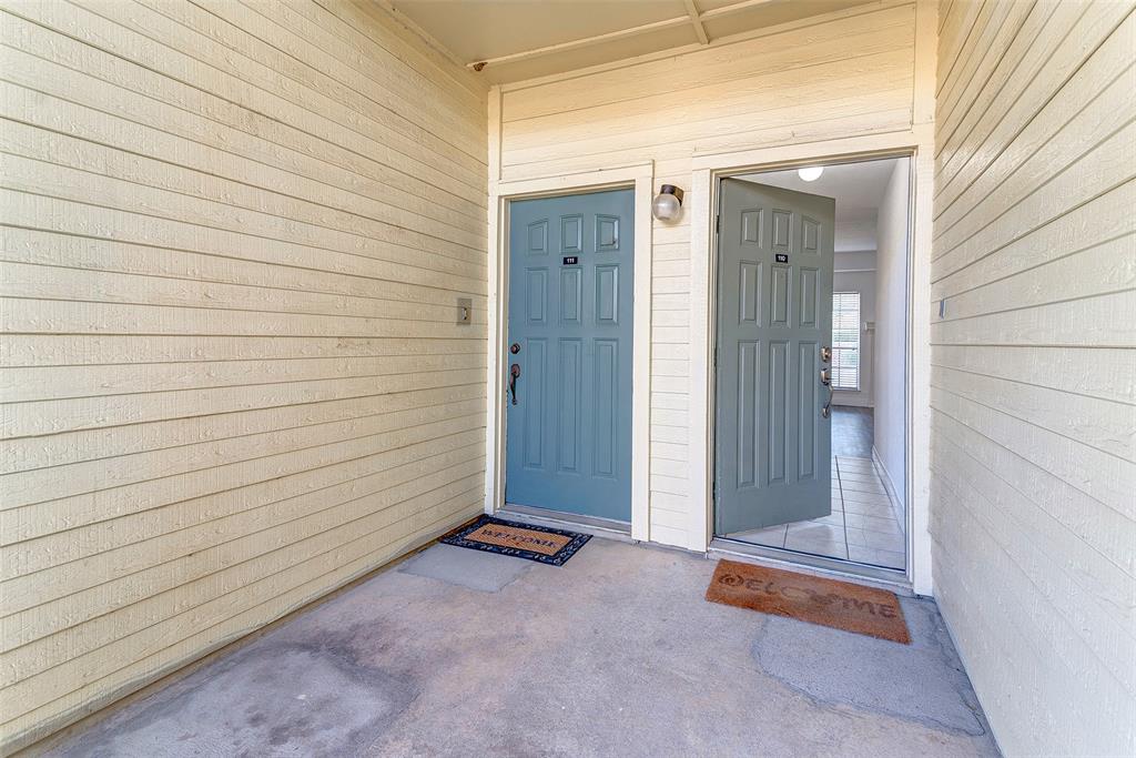 Cobblestone Condo - Residential