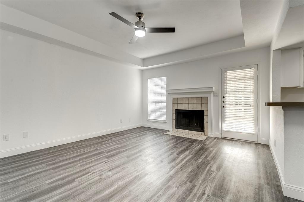 Cobblestone Condo - Residential