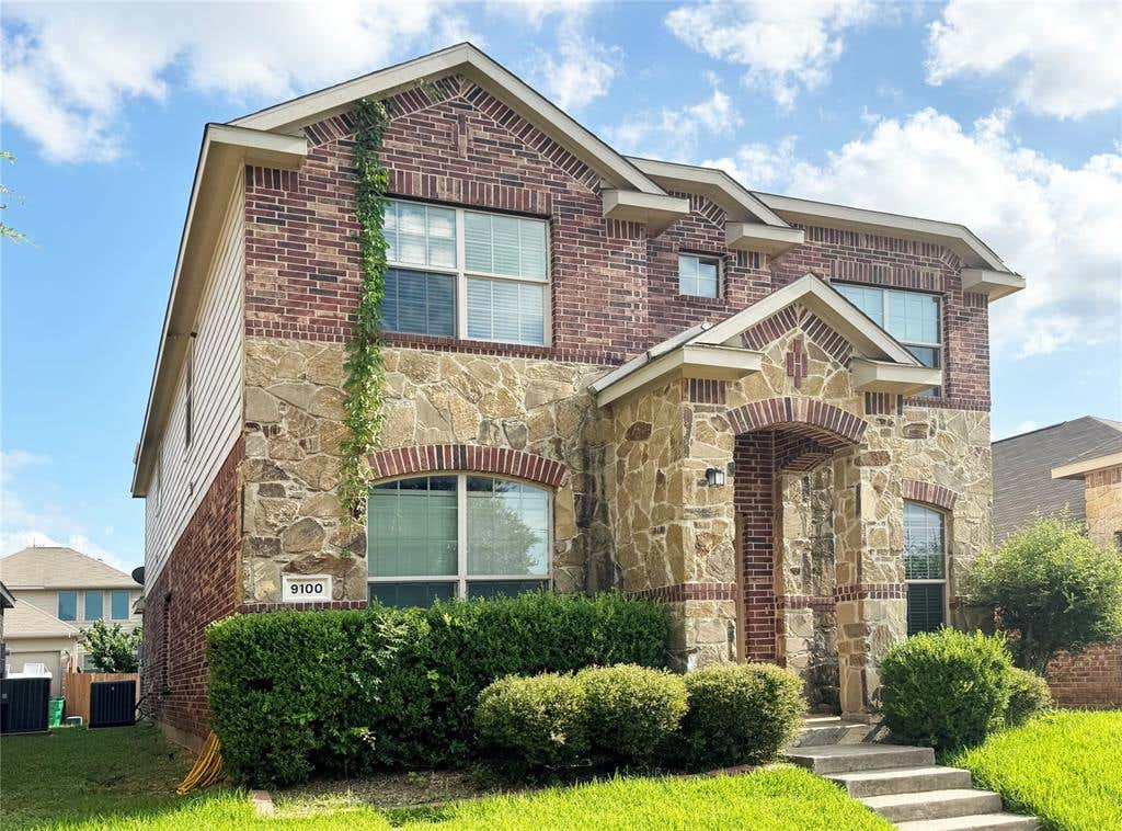 Photo of 9100 Spurs Trail, Cross Roads, TX 76227 (MLS # 21307044)
