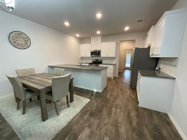 2245 Miramar Drive