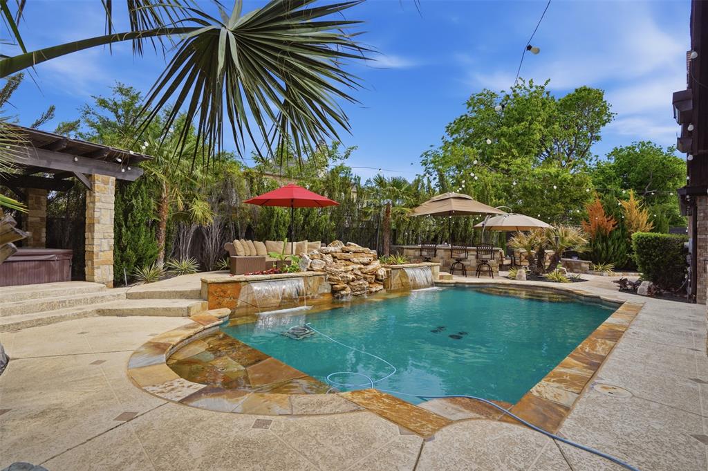 717 Saint Johns Drive