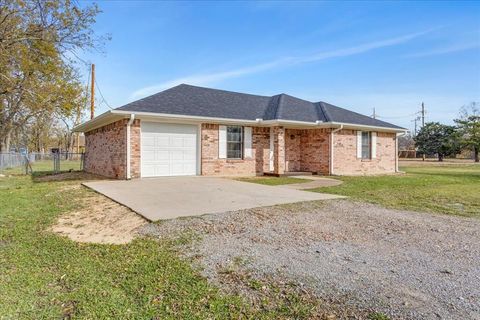 A home in Leonard