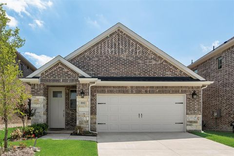 1112 Redcoat Drive Forney TX 75126