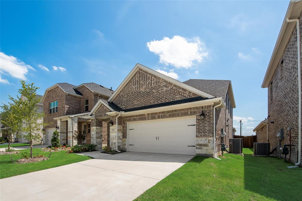 1112 Redcoat Drive