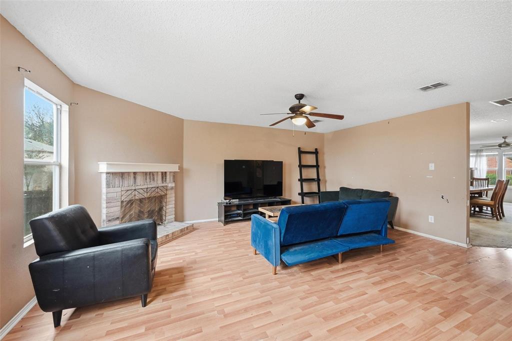 2333 Avalon Creek Way