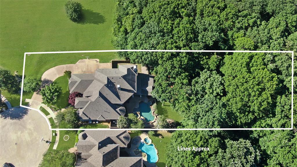 2128 Surrey Lane