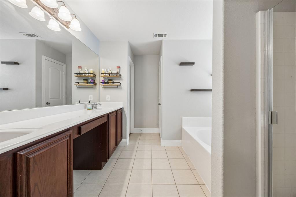1608 Black Willow Trail