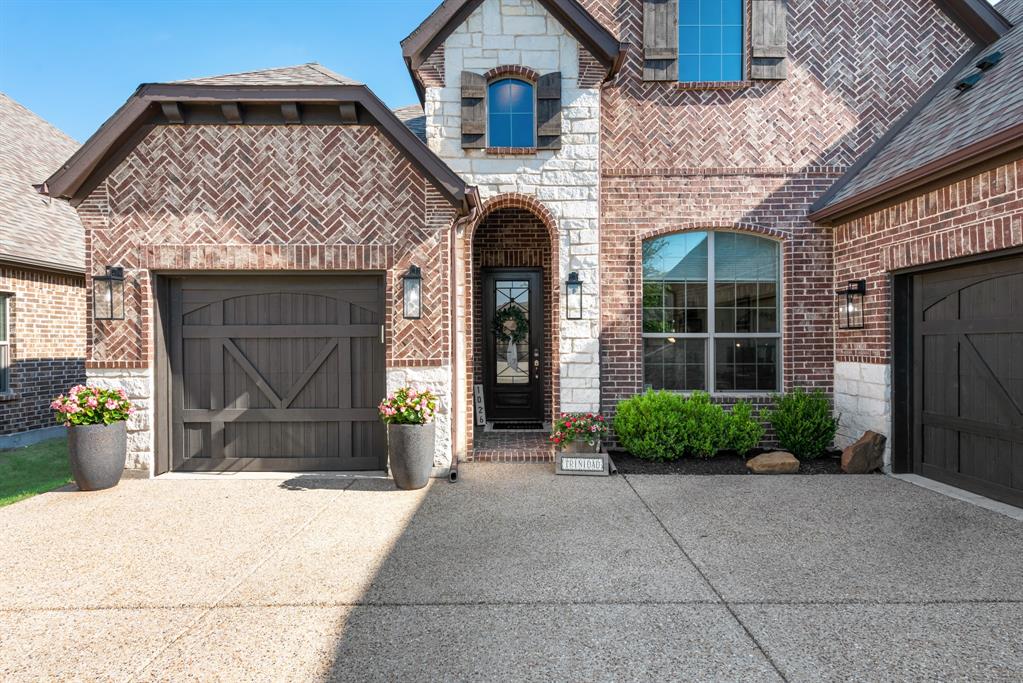 1026 Amber Knoll Drive