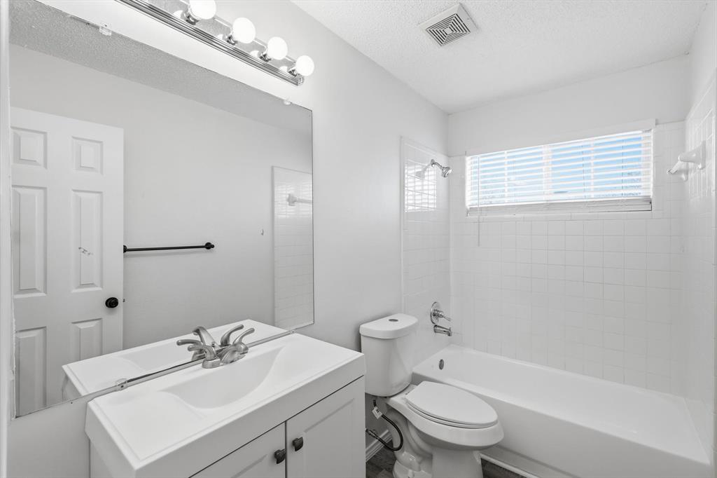 Seville Add Of The Highlands Ph III & IV - Residential