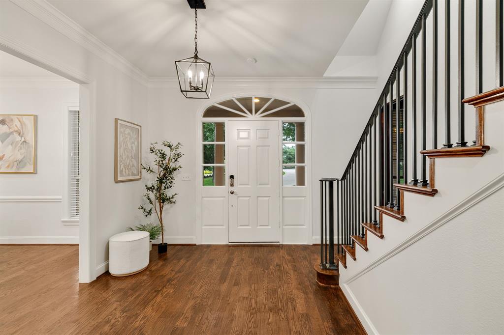 5 Meadowbrook Circle