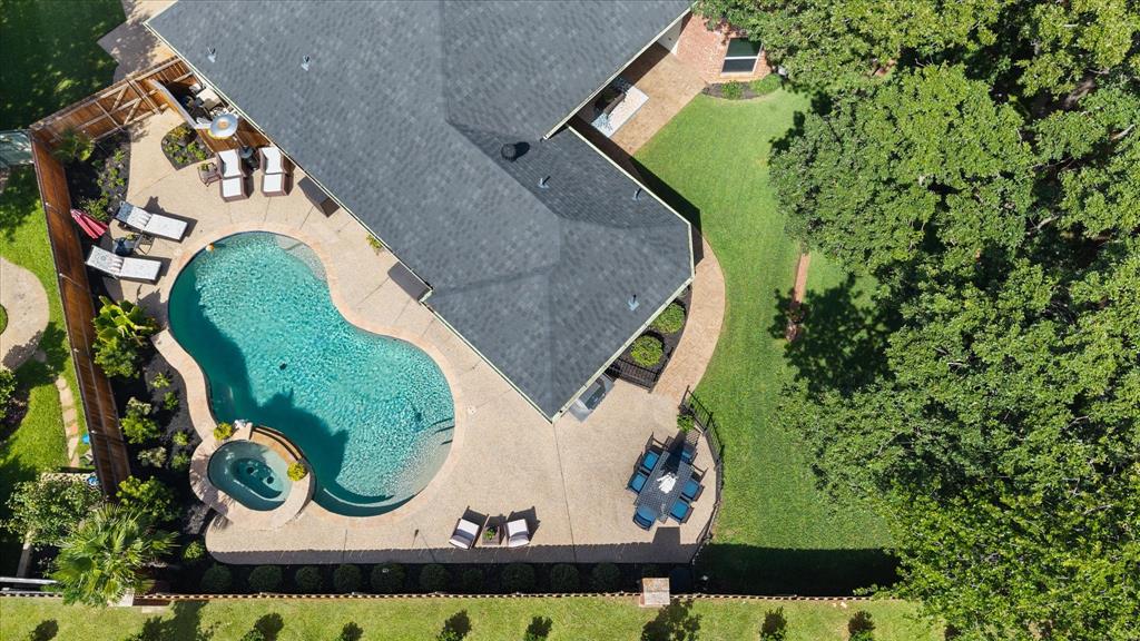 5 Brookside Court