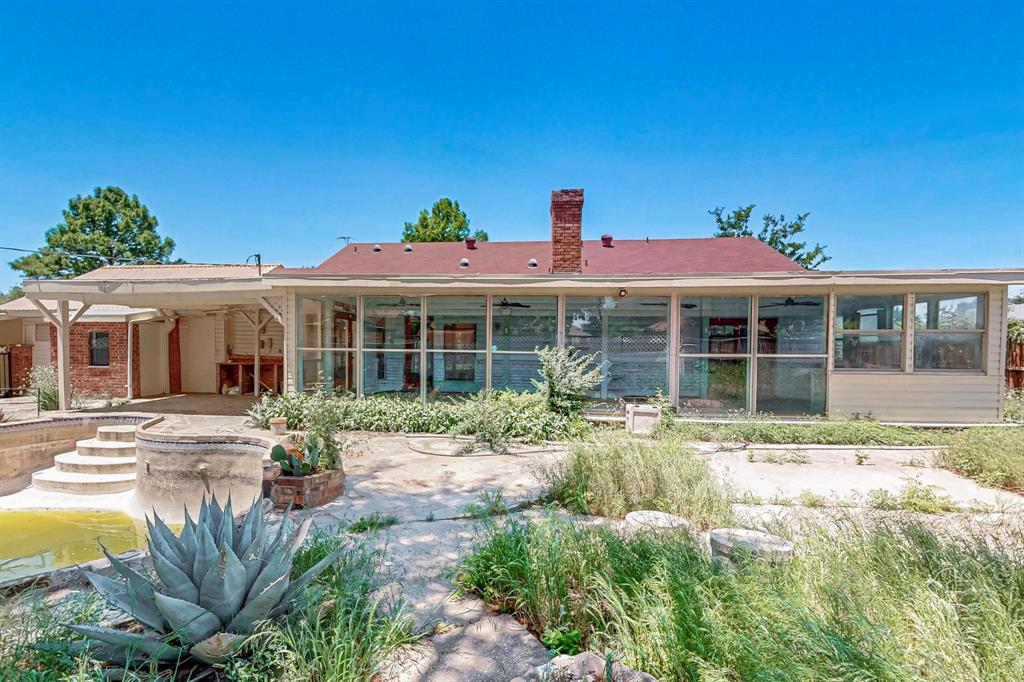 691 Rose garden Drive
