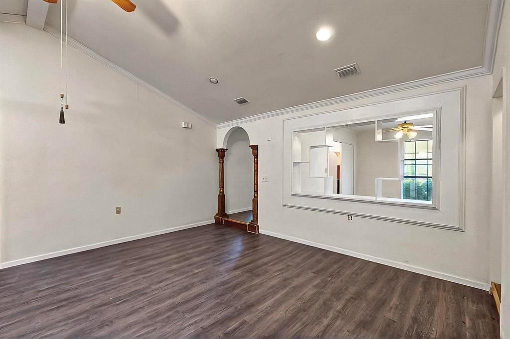 691 Rose garden Drive
